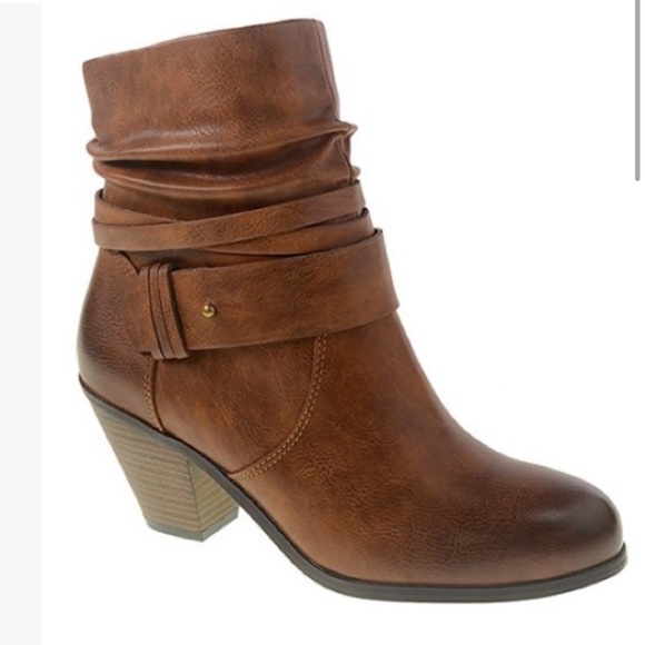 BNWT CL by Laundry ankle boots - Picture 4 of 9